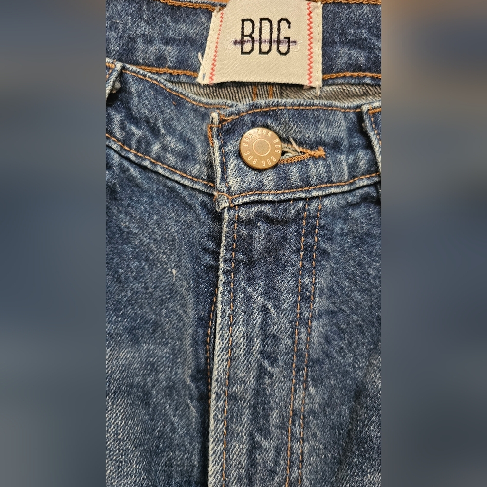 URBAN OUTFITTERS BDG COWBOY JEANS - Picture 3 of 5